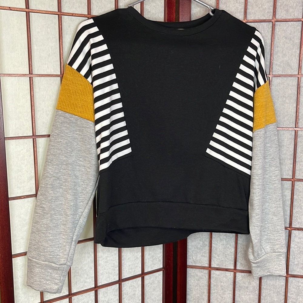 Women’s Sweater